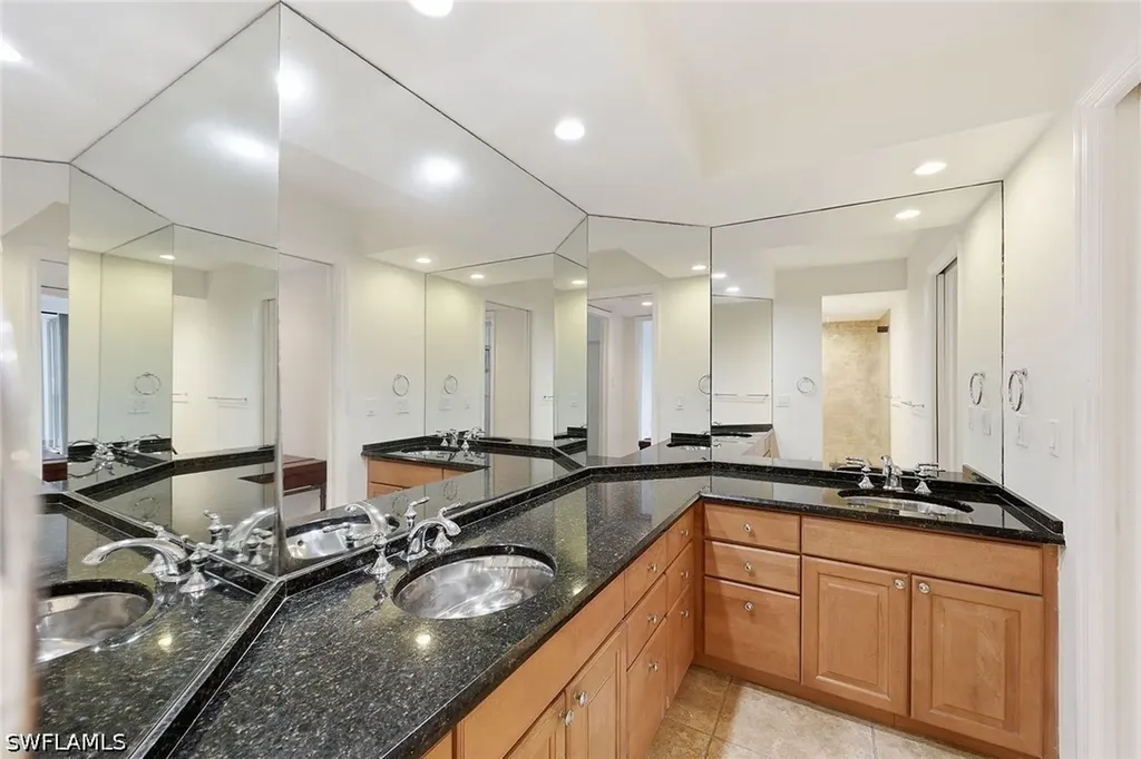 4551 Gulf Shore Boulevard N Naples FL 34103