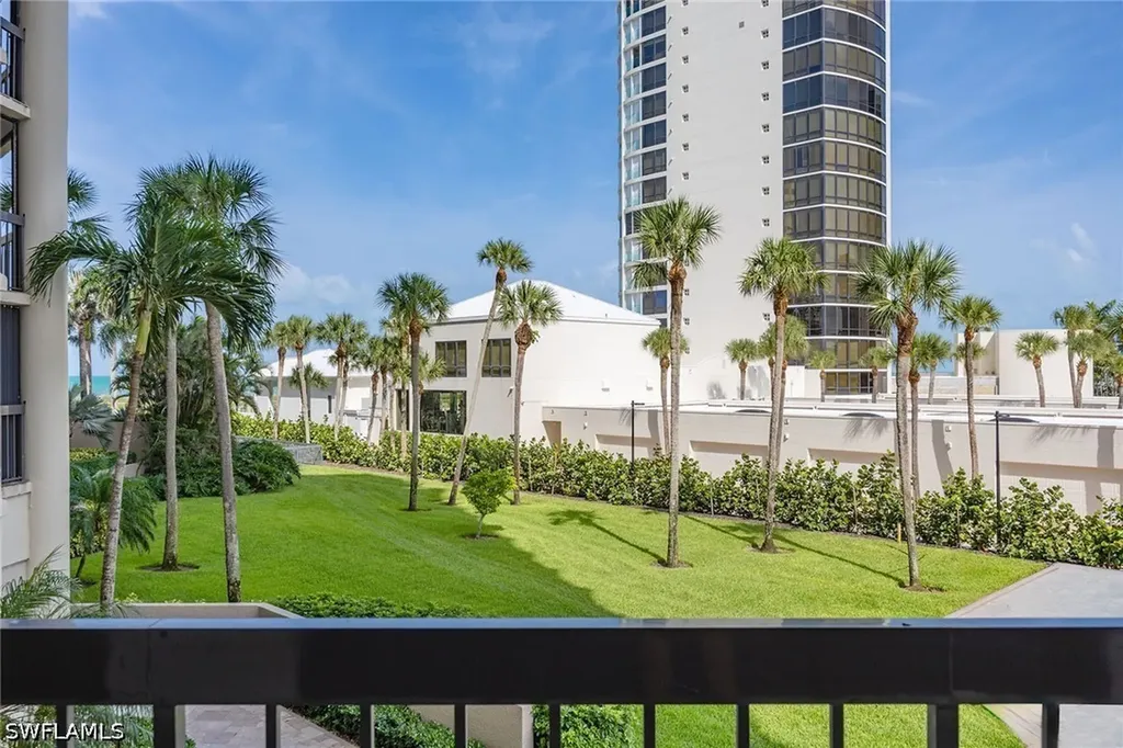 4551 Gulf Shore Boulevard N Naples FL 34103