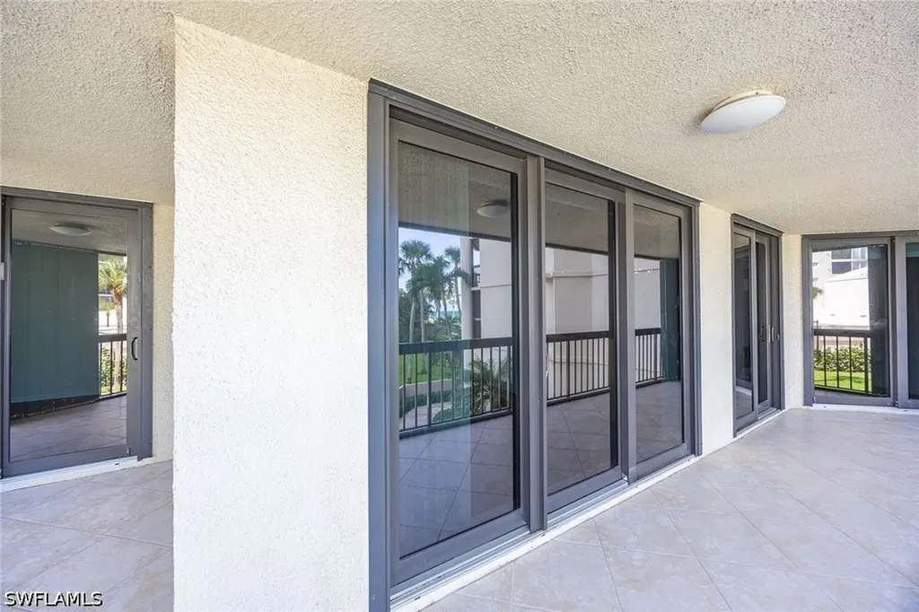 4551 Gulf Shore Boulevard N Naples FL 34103