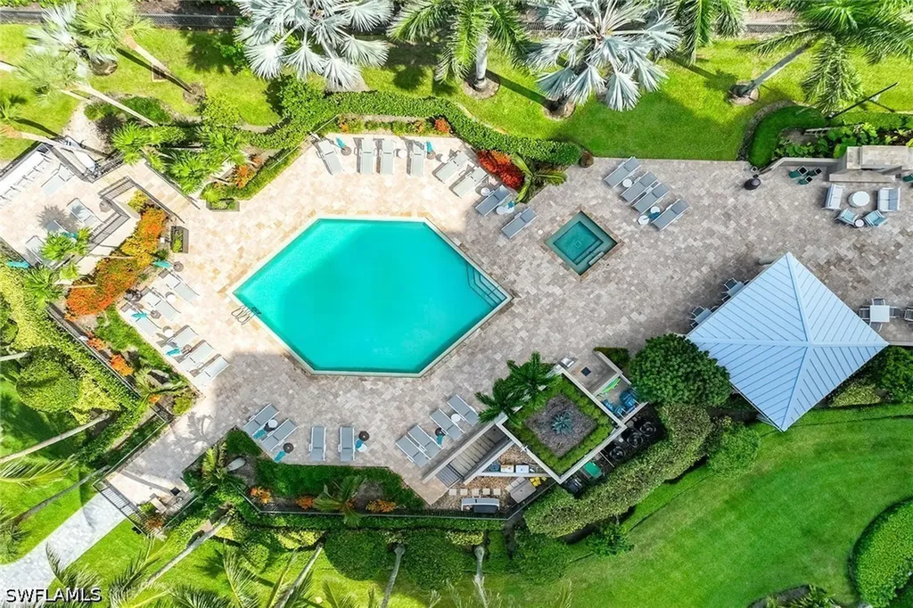 4551 Gulf Shore Boulevard N Naples FL 34103