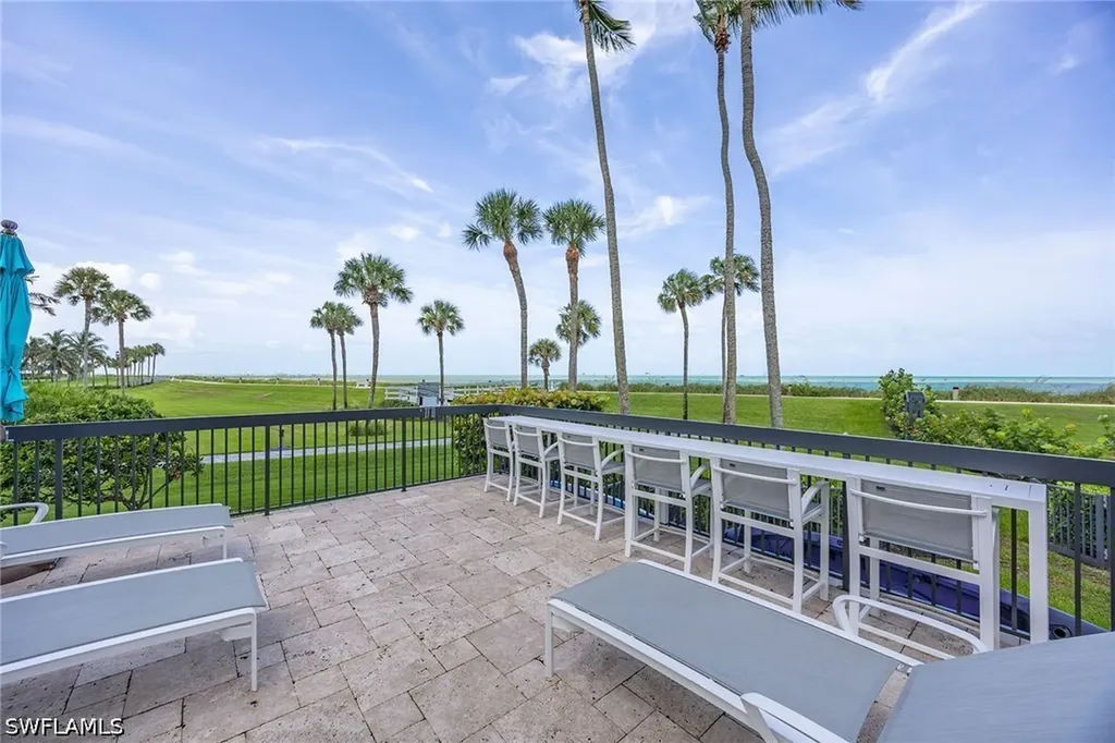 4551 Gulf Shore Boulevard N Naples FL 34103