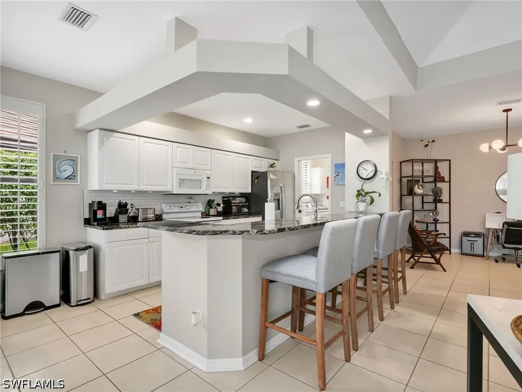 11163 Longshore Way E Naples FL 34119