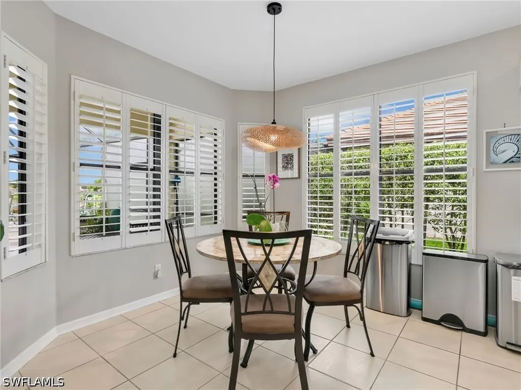 11163 Longshore Way E Naples FL 34119