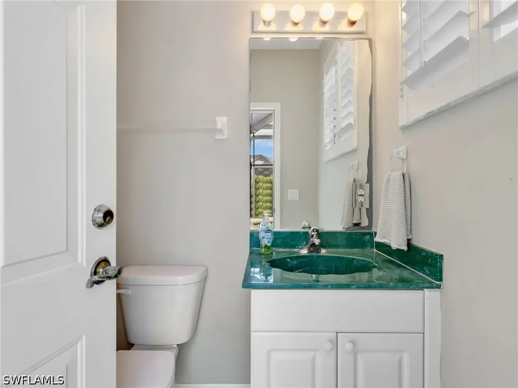 11163 Longshore Way E Naples FL 34119