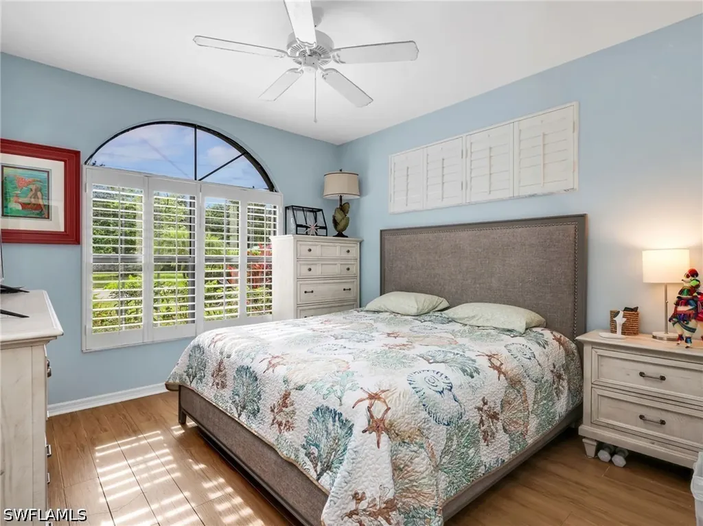 11163 Longshore Way E Naples FL 34119