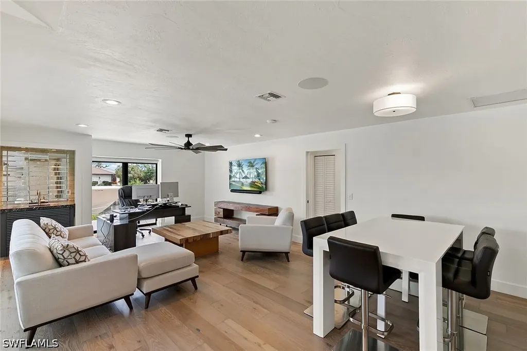 253 N Barfield Drive Marco Island FL 34145