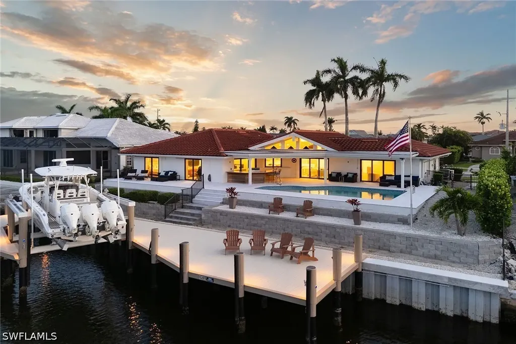 253 N Barfield Drive Marco Island FL 34145