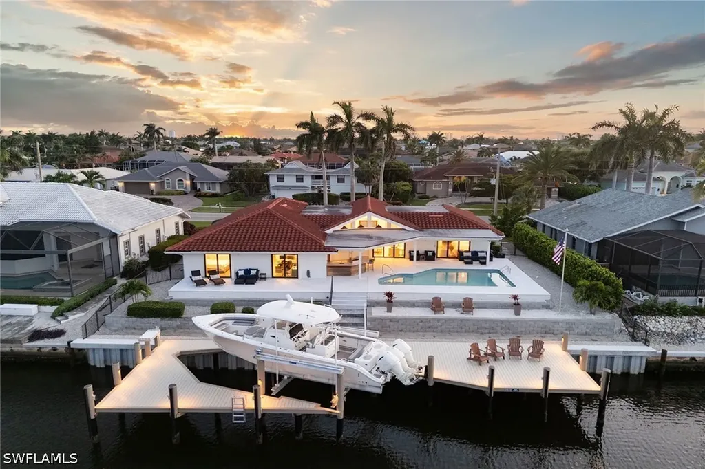 253 N Barfield Drive Marco Island FL 34145