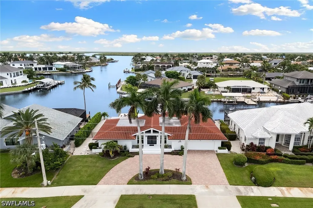 253 N Barfield Drive Marco Island FL 34145