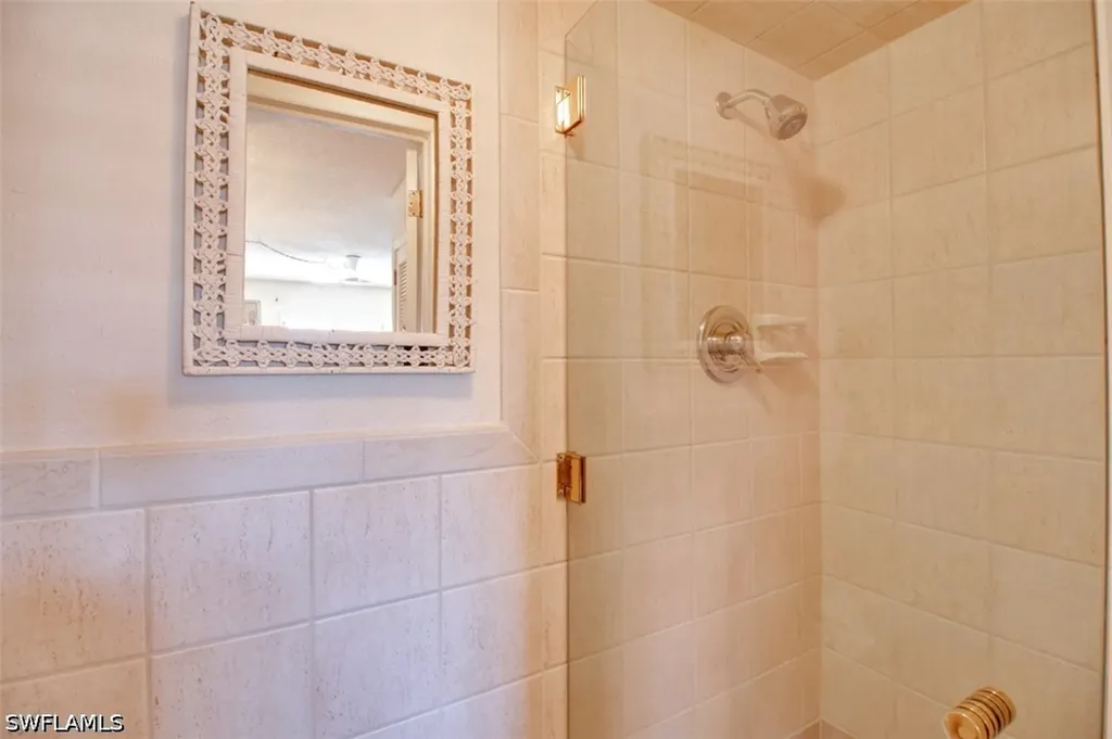 250 7th Avenue S Naples FL 34102