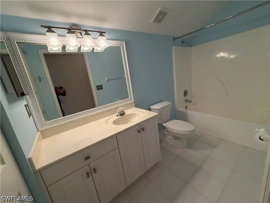 4194 Pensacola Avenue Estero FL 33928