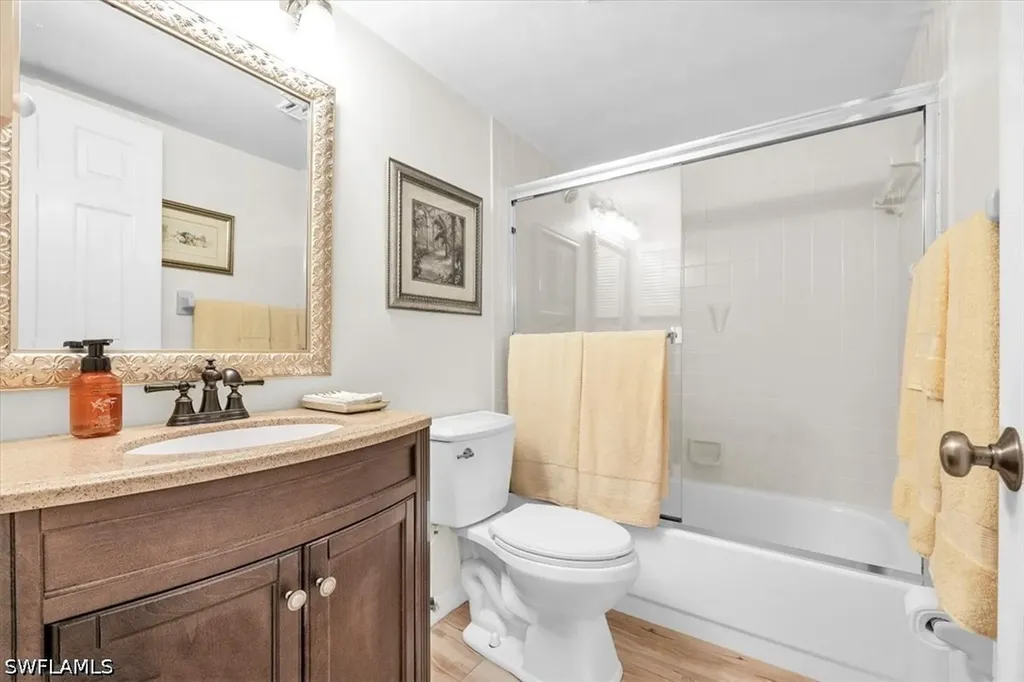 1223 Commonwealth Circle Naples FL 34116