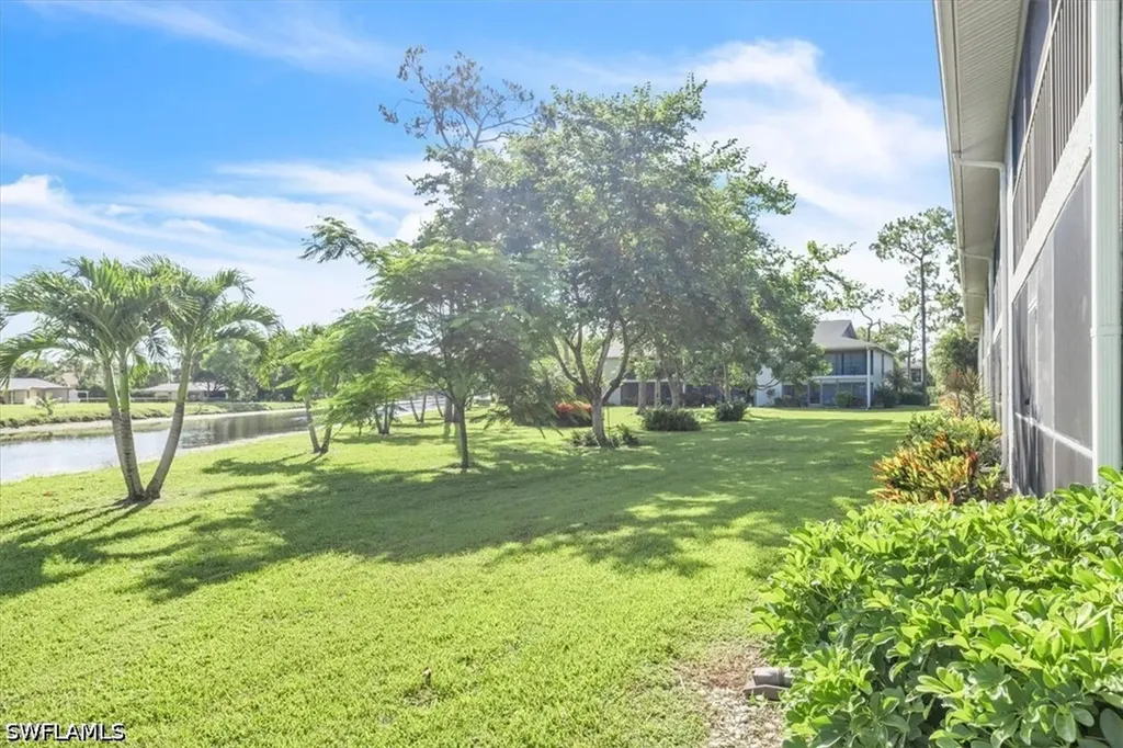 1223 Commonwealth Circle Naples FL 34116
