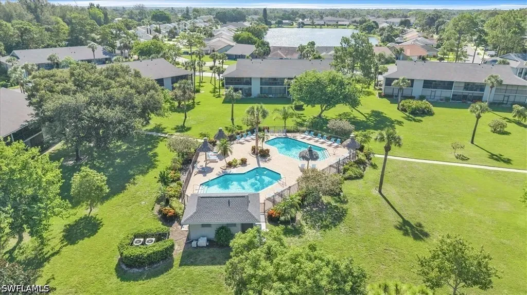 1223 Commonwealth Circle Naples FL 34116