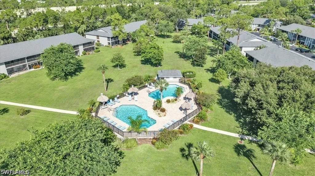1223 Commonwealth Circle Naples FL 34116
