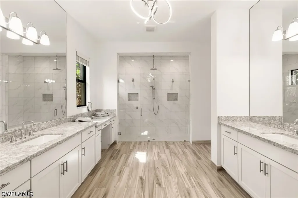 9344 Glenforest Drive Naples FL 34120