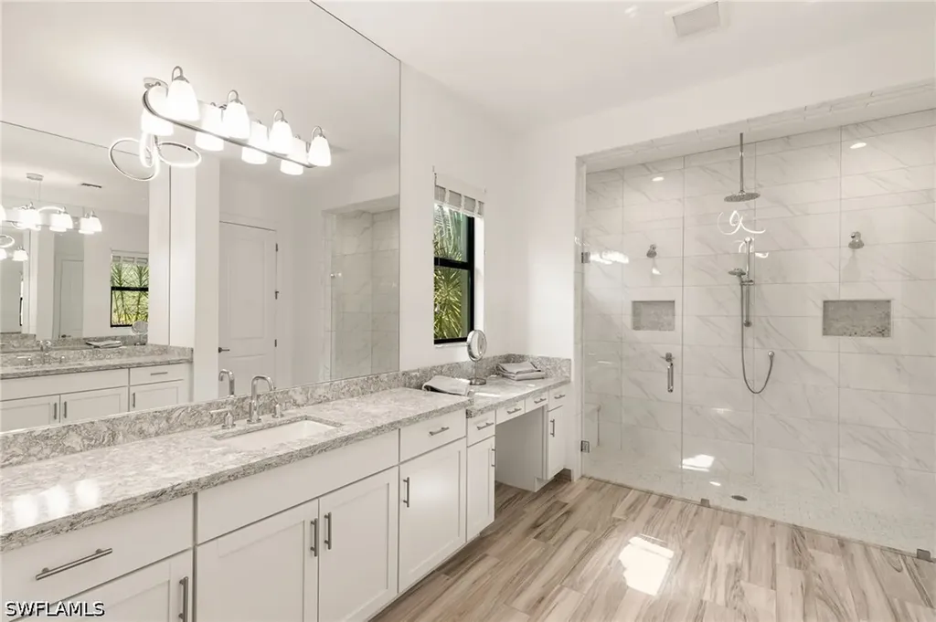 9344 Glenforest Drive Naples FL 34120