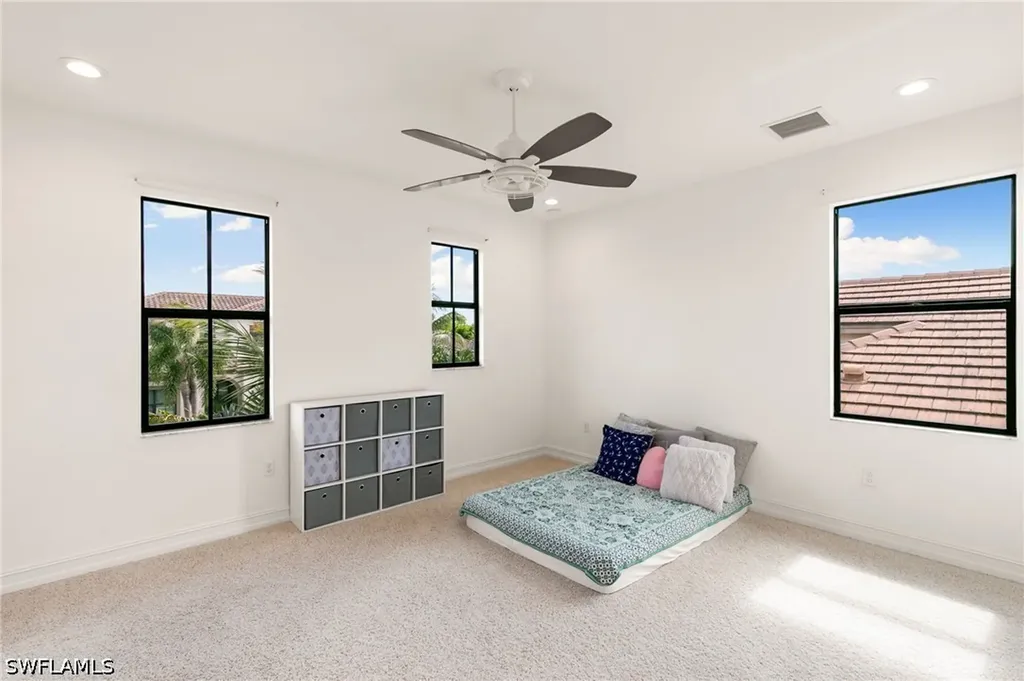 9344 Glenforest Drive Naples FL 34120