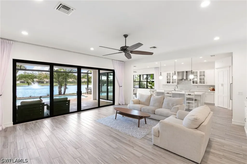 9344 Glenforest Drive Naples FL 34120