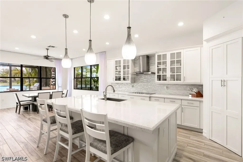 9344 Glenforest Drive Naples FL 34120