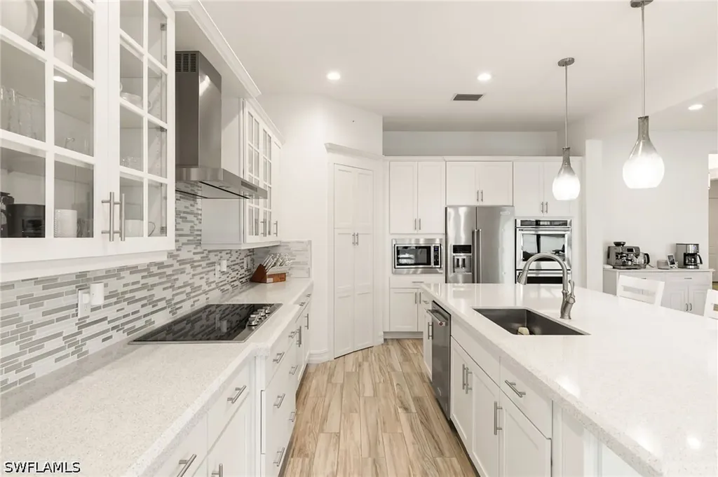 9344 Glenforest Drive Naples FL 34120