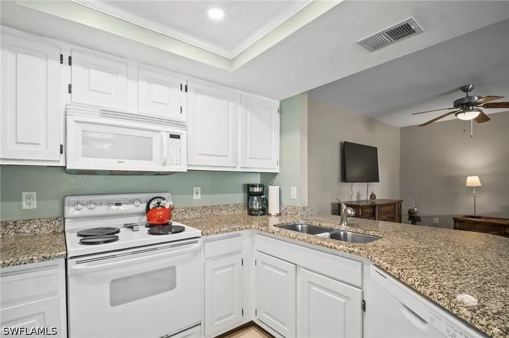 3120 Seasons Way Estero FL 33928