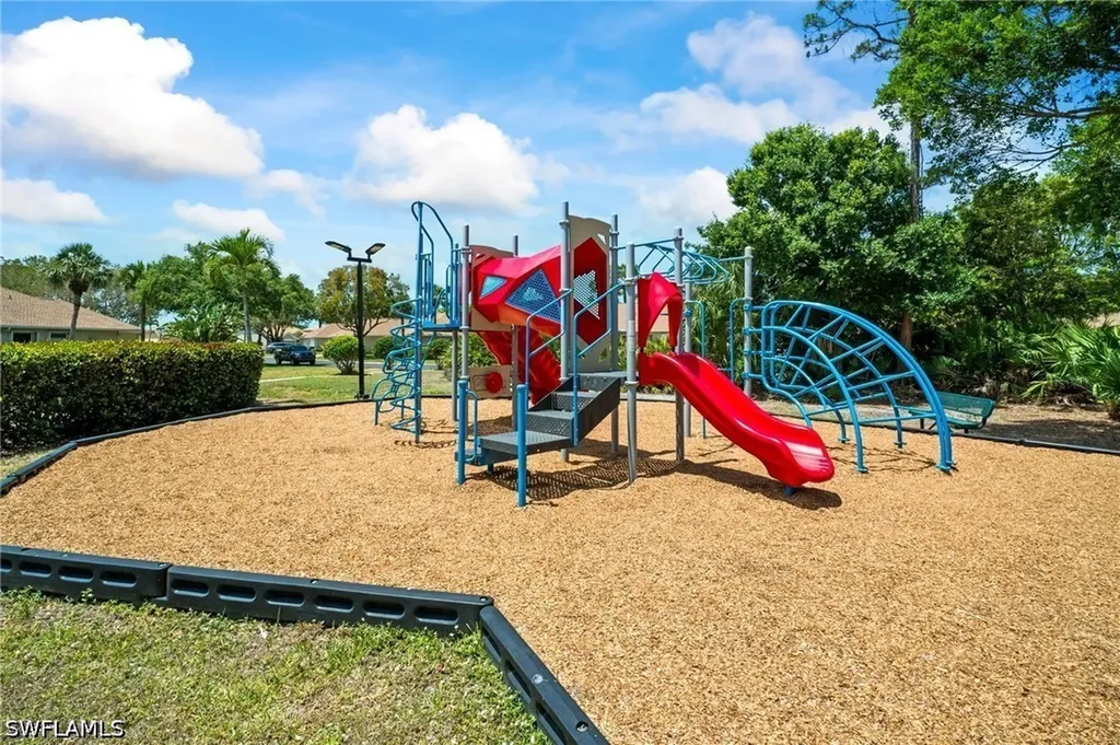 3120 Seasons Way Estero FL 33928