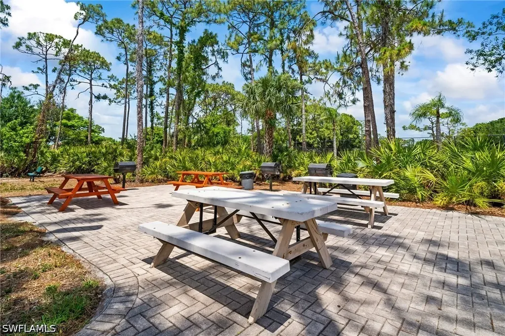 3120 Seasons Way Estero FL 33928