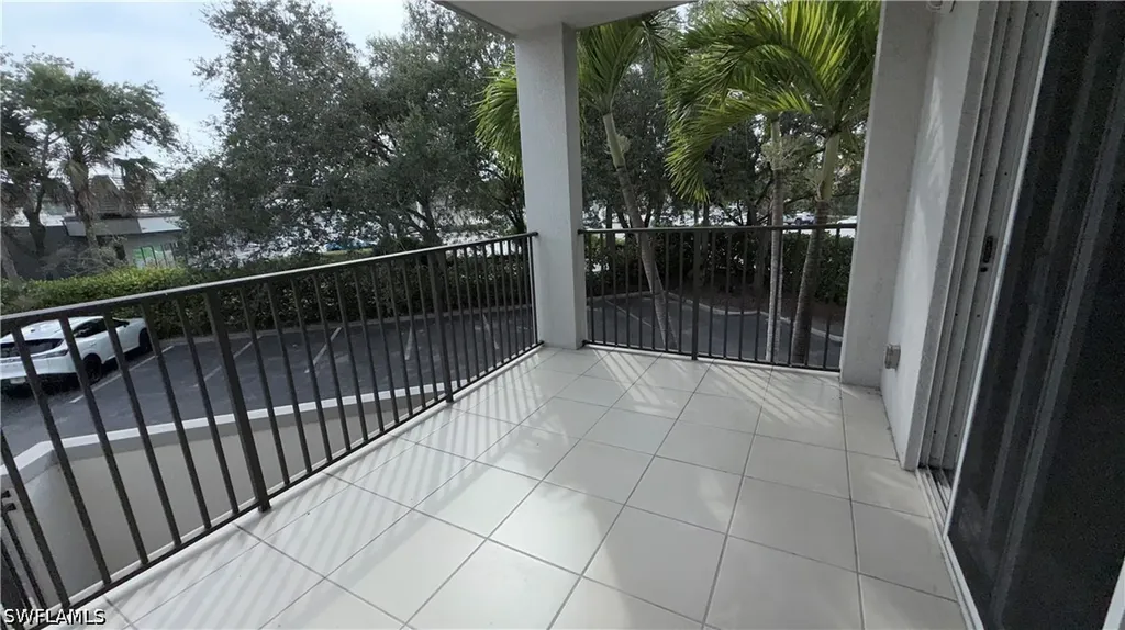 1100 Pine Ridge Road Naples FL 34108