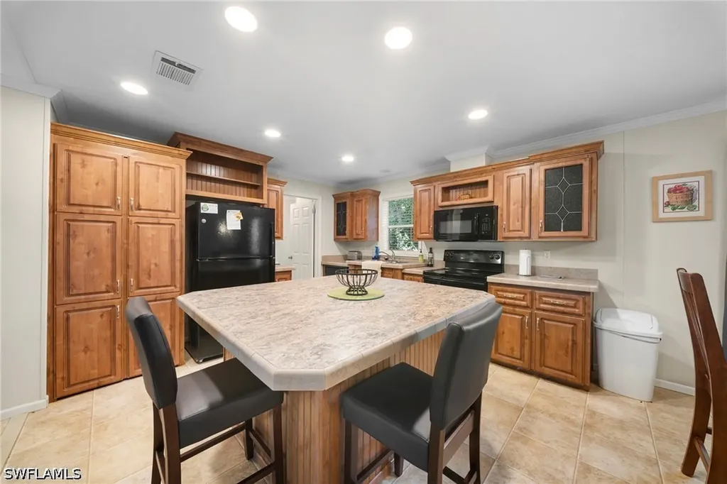 27472 Rue Viauv Avenue Bonita Springs FL 34135