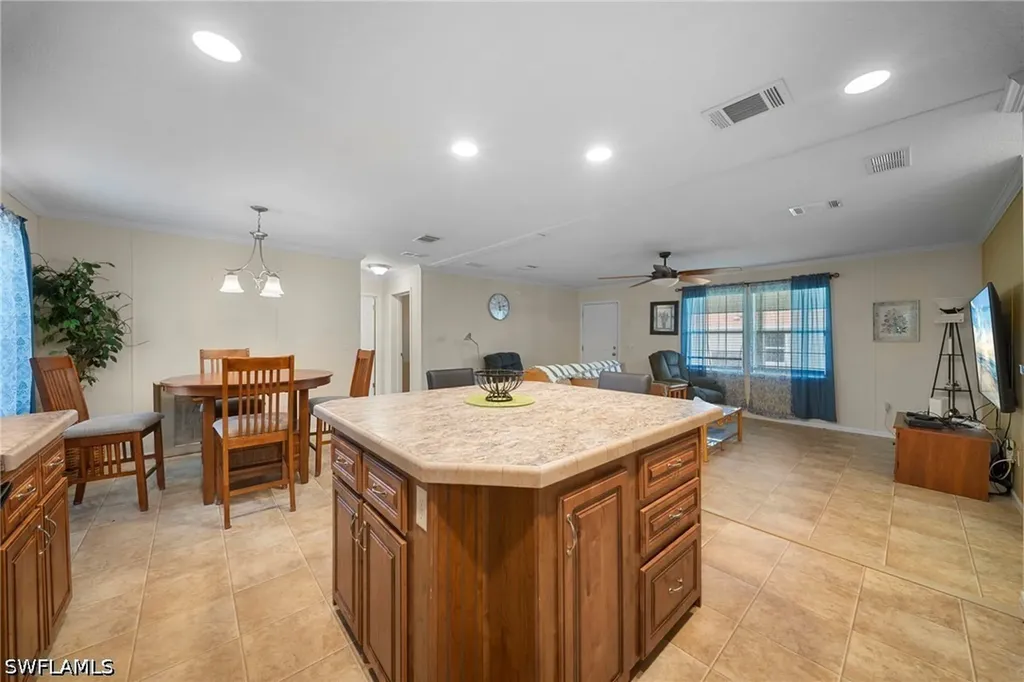 27472 Rue Viauv Avenue Bonita Springs FL 34135