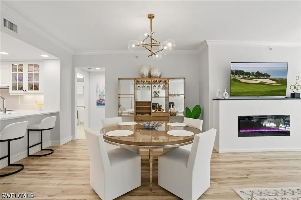 2728 Tiburon Boulevard E Naples FL 34109