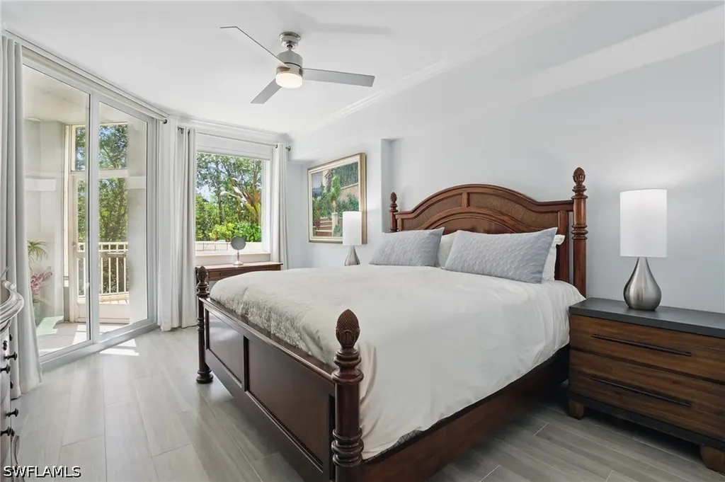 2728 Tiburon Boulevard E Naples FL 34109