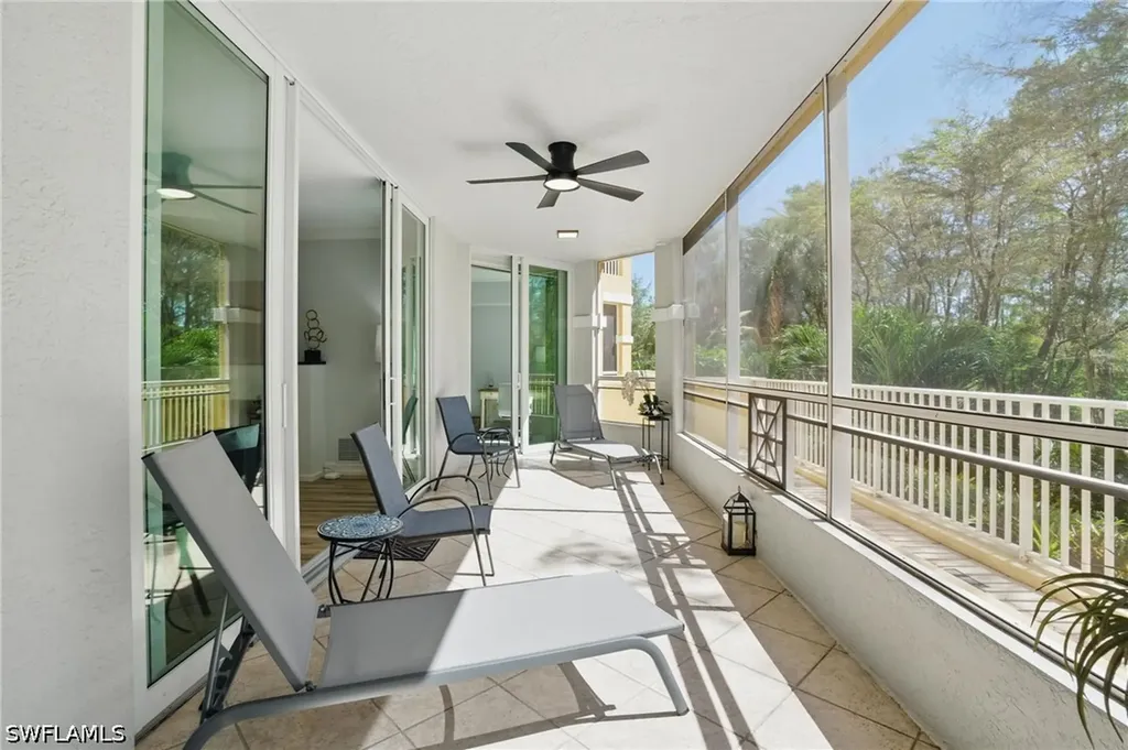 2728 Tiburon Boulevard E Naples FL 34109