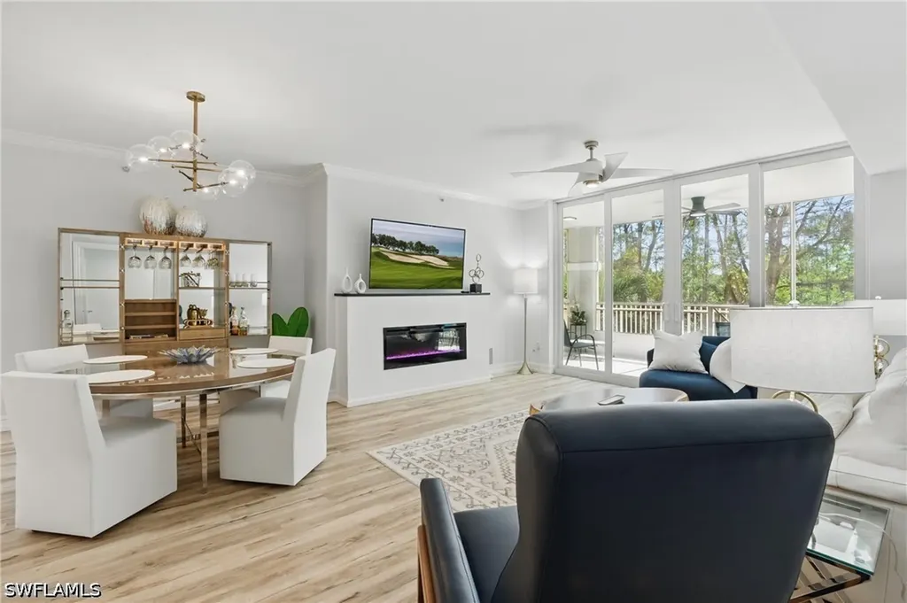 2728 Tiburon Boulevard E Naples FL 34109