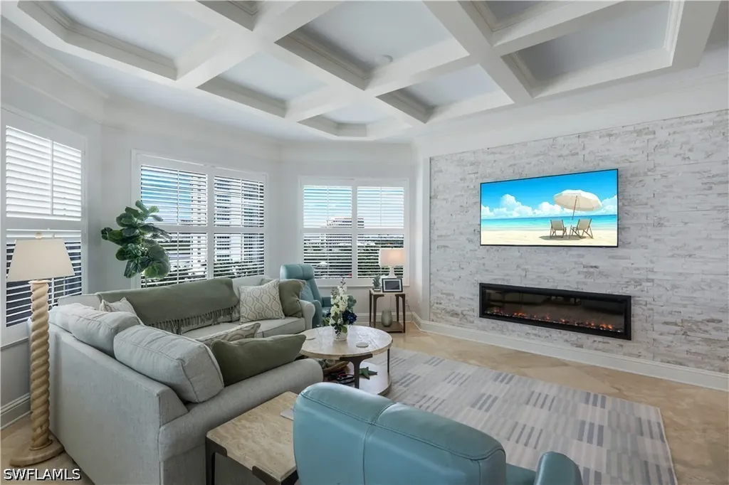 81 Seagate Drive Naples FL 34103