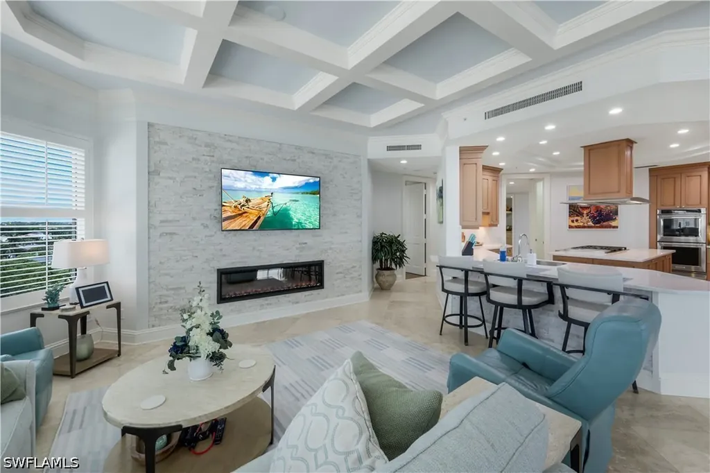 81 Seagate Drive Naples FL 34103