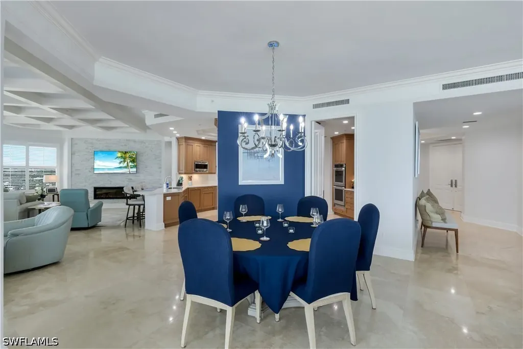 81 Seagate Drive Naples FL 34103