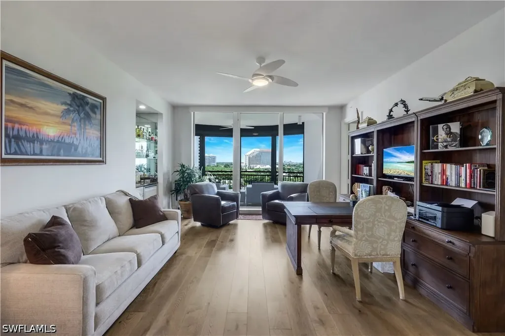 81 Seagate Drive Naples FL 34103