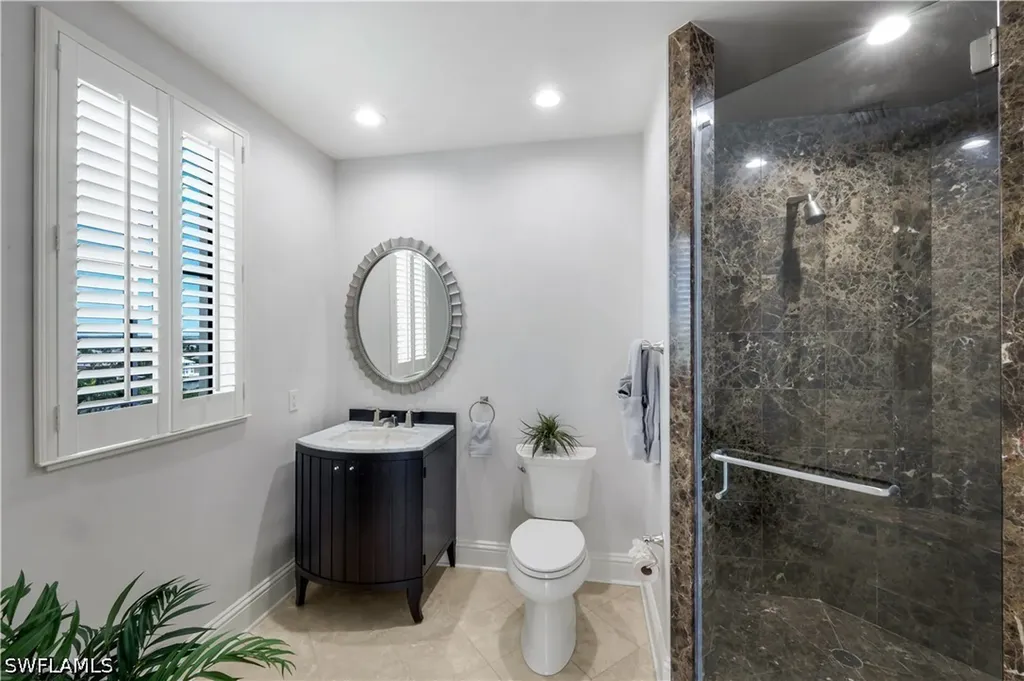 81 Seagate Drive Naples FL 34103
