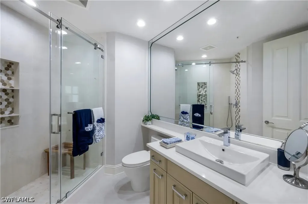 81 Seagate Drive Naples FL 34103