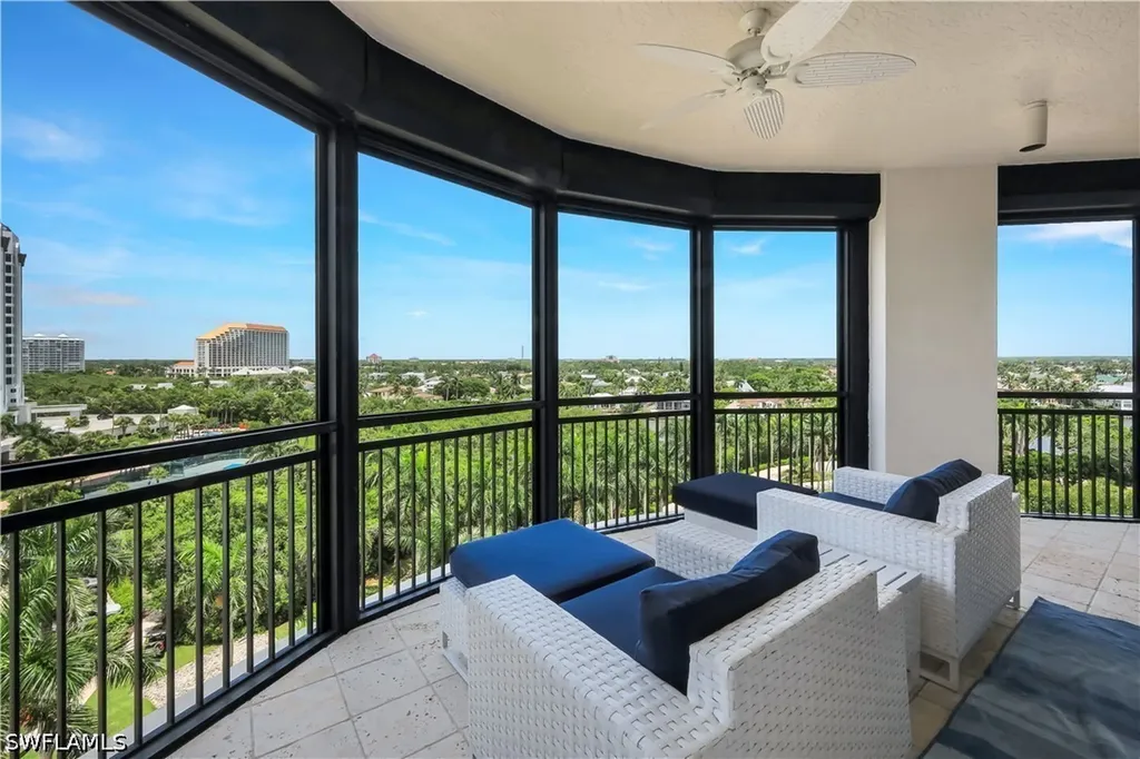 81 Seagate Drive Naples FL 34103