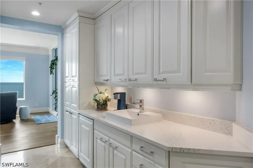 81 Seagate Drive Naples FL 34103
