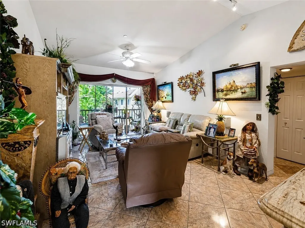 8294 Key Royal Circle Naples FL 34119