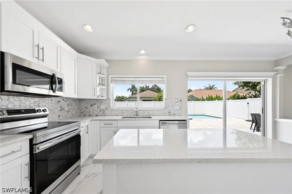 Fort Myers FL, 13225 Hampton Park Court