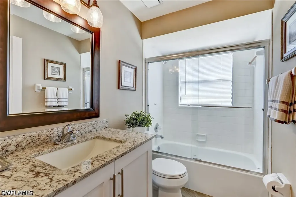 453 Countryside Drive Naples FL 34104