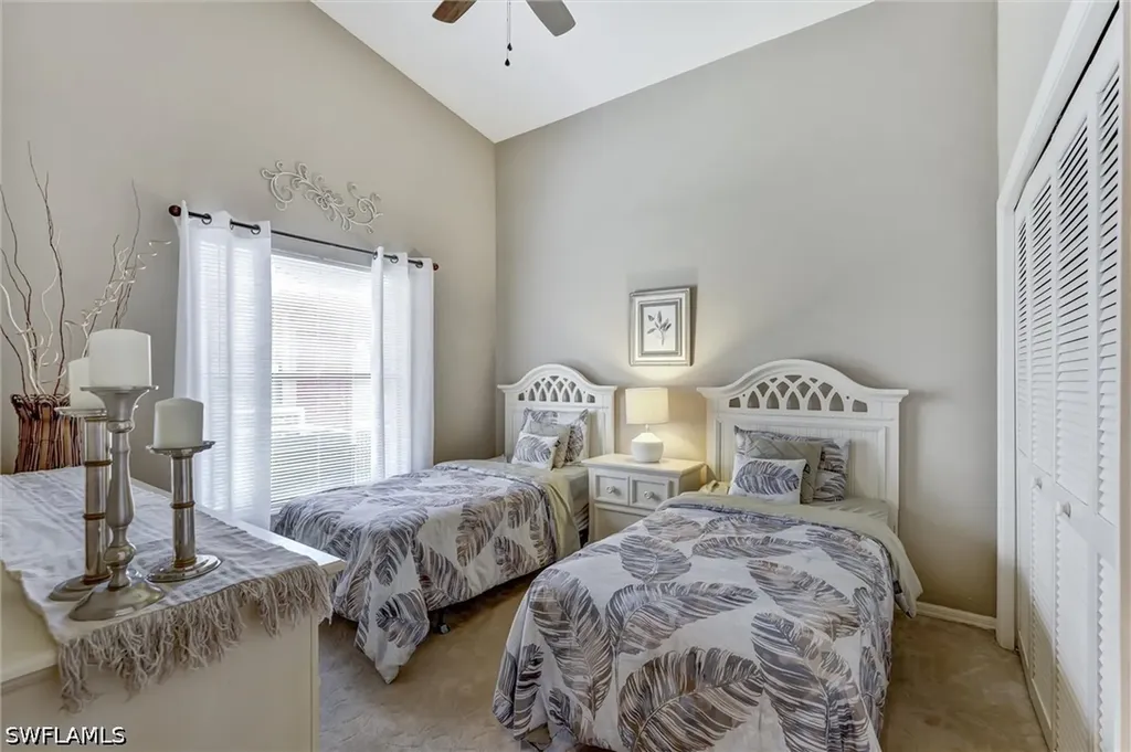 453 Countryside Drive Naples FL 34104