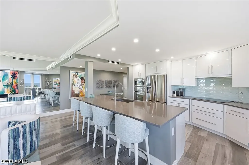 8111 Bay Colony Drive Naples FL 34108