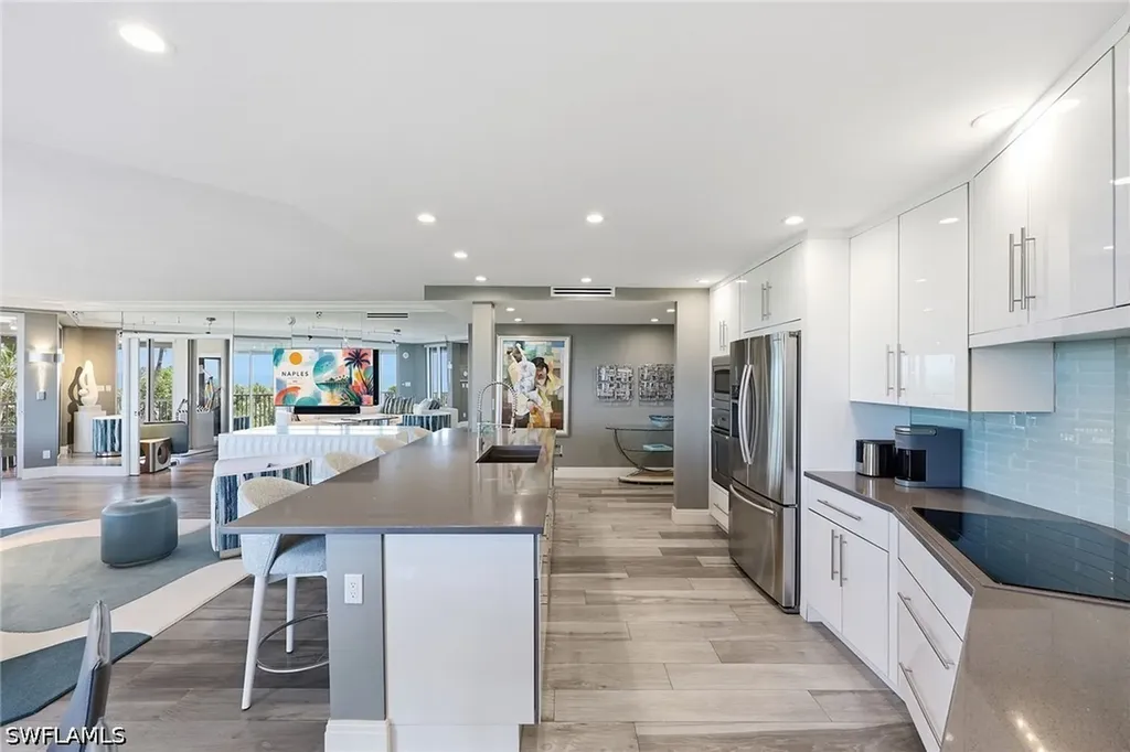 8111 Bay Colony Drive Naples FL 34108