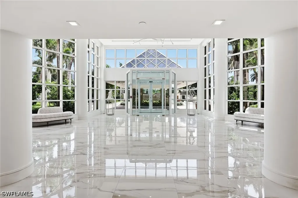 8111 Bay Colony Drive Naples FL 34108